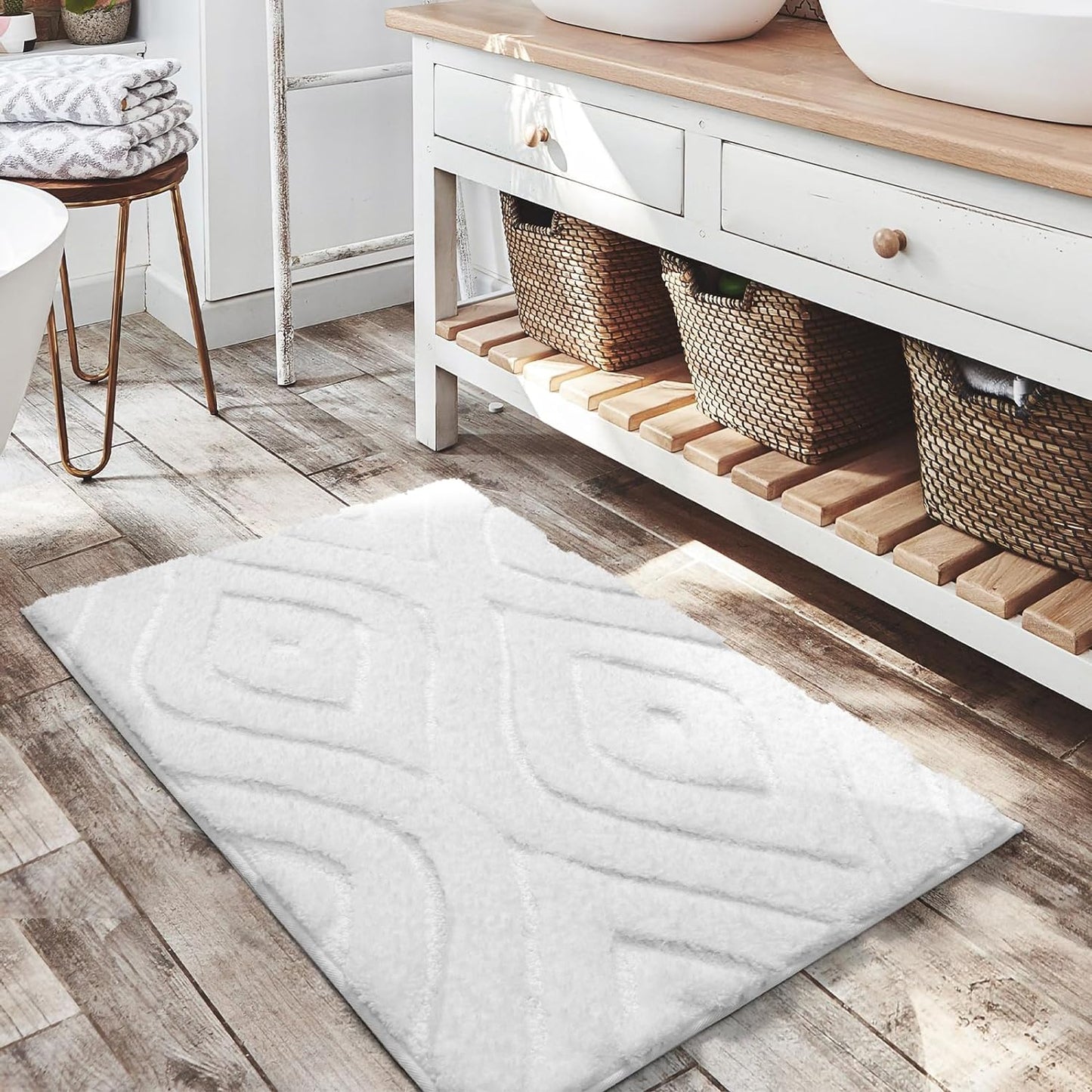 Feblilac Boho Decor Tufted Bath Mat