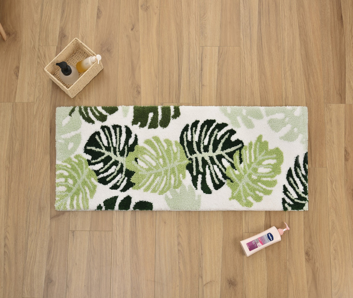 Feblilac Green Monstera Leaves Tufted Bath Mat
