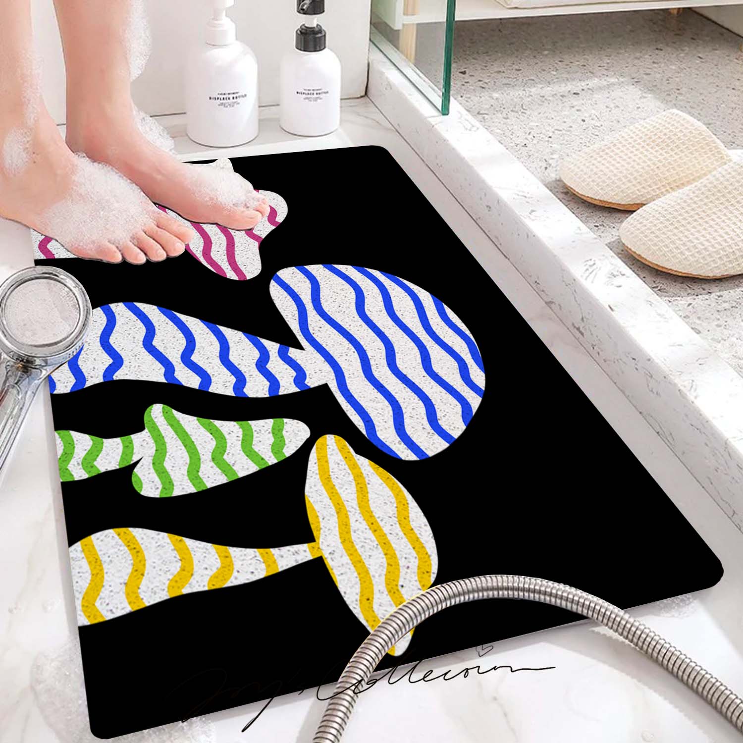 Feblilac Black Background Color Mushroom PVC Coil Bathtub Mat and Shower Mat