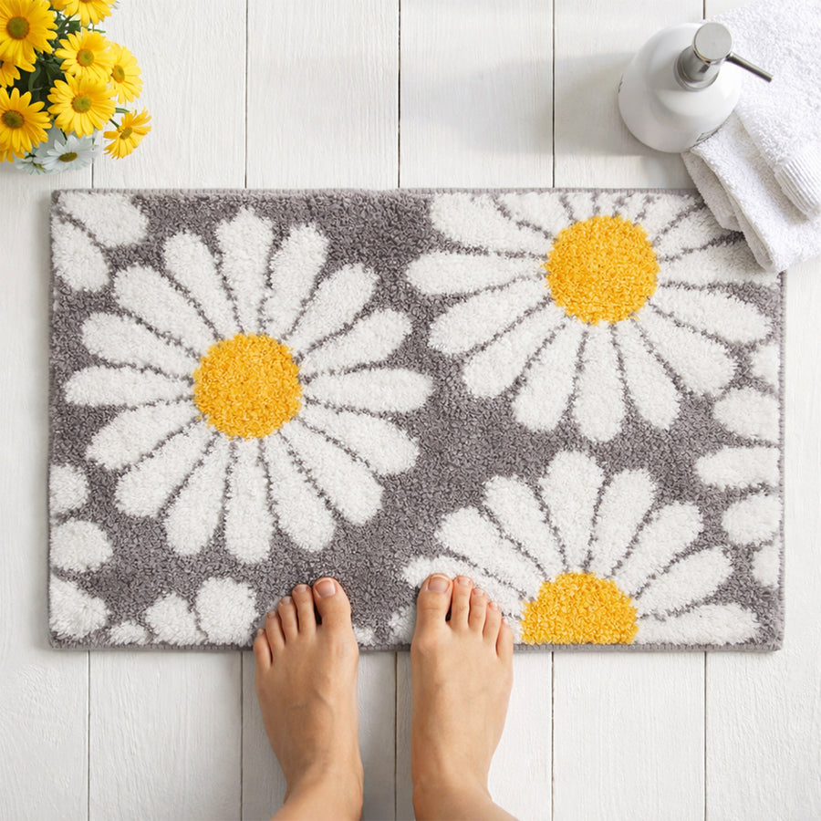 Feblilac Gray Daisy Tufted Bath Mat