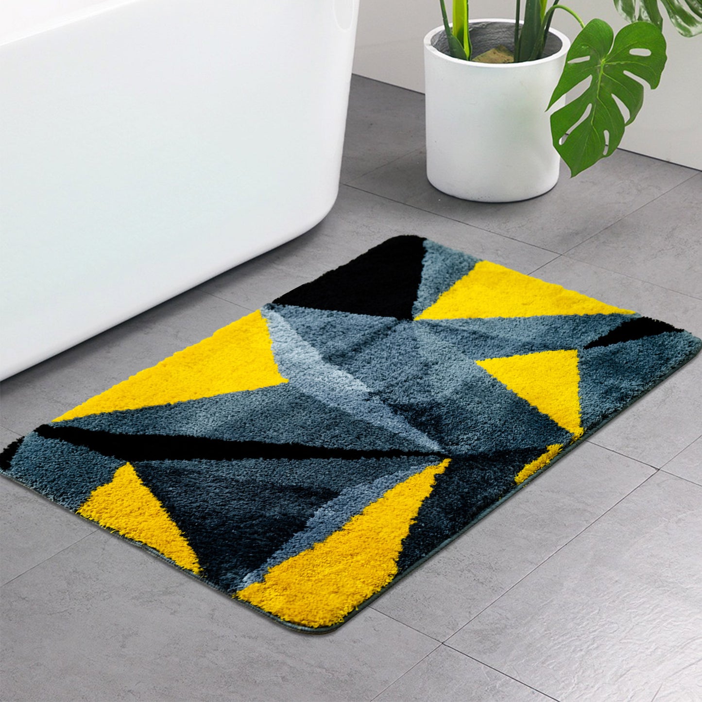 Feblilac Black Gold Triangle Tufted Bath Mat