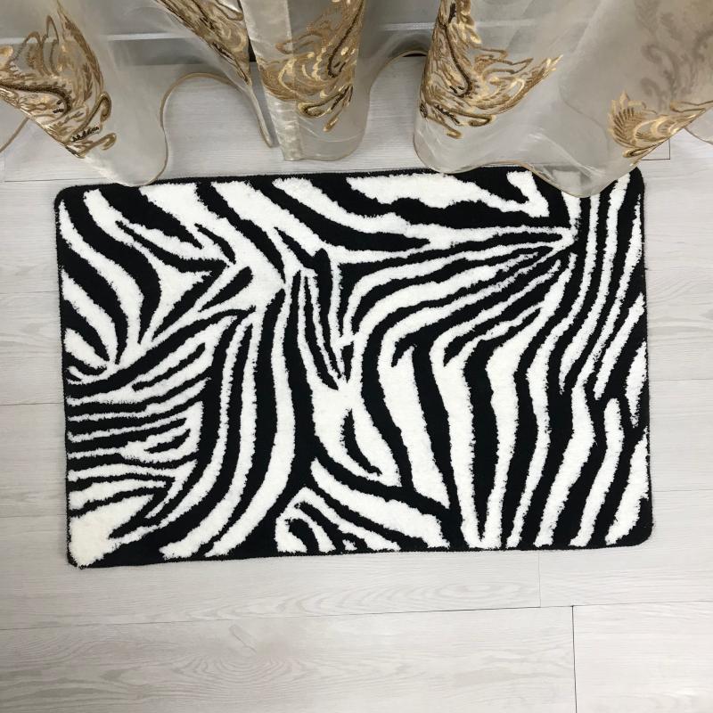 Feblilac Cute Black and White Zebra Tufted Bath Mat