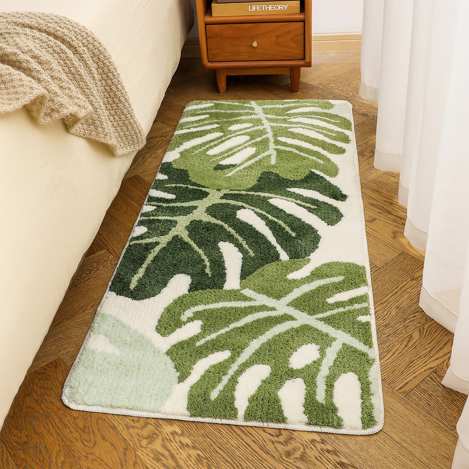 Feblilac Green Monstera Leaves Runner Mat, Tufted Mat for Bedroom or Bathroom, 19.7"x47.2"