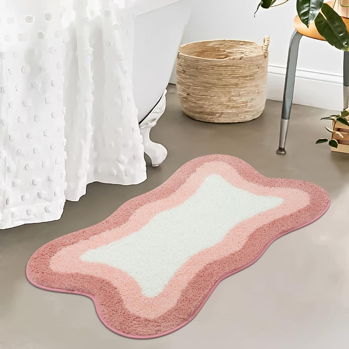 Pink Gradient Bath Mats, Rug for Bathroom, Cute Non-Slip Irregular Shape Carpet for Shower Room