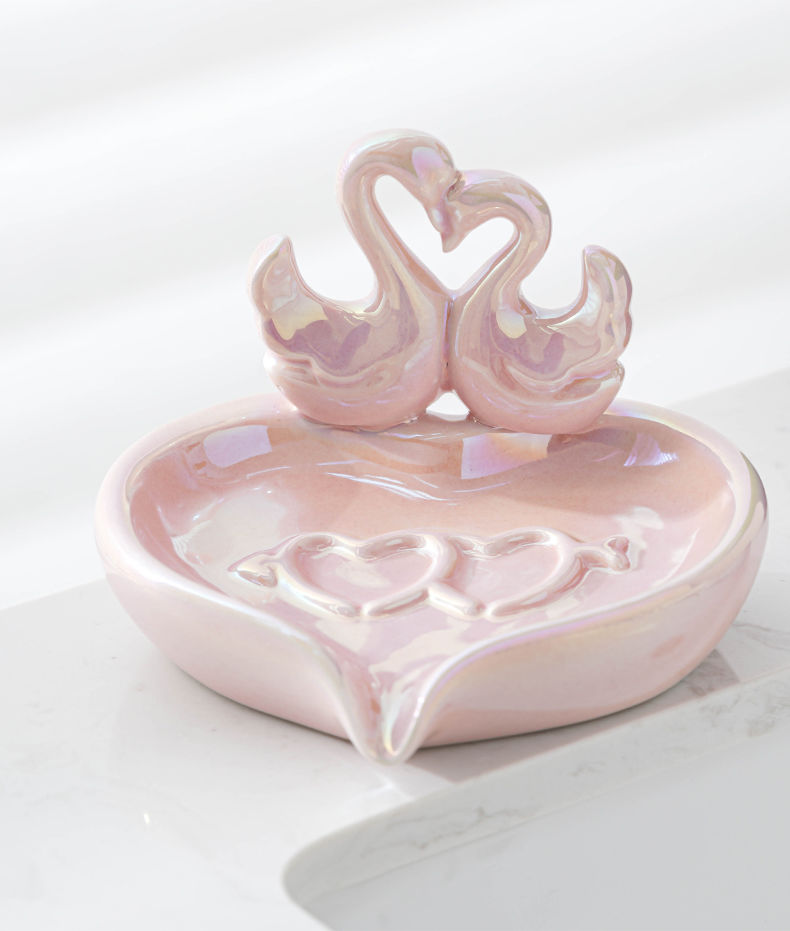 Feblilac Creative Love Swan Ceramic Soap Box