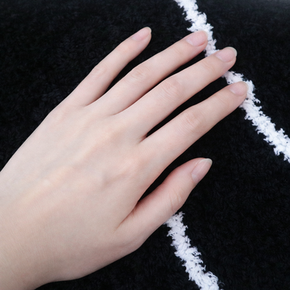 Feblilac Black and White Boobs Tufted Bath Mat