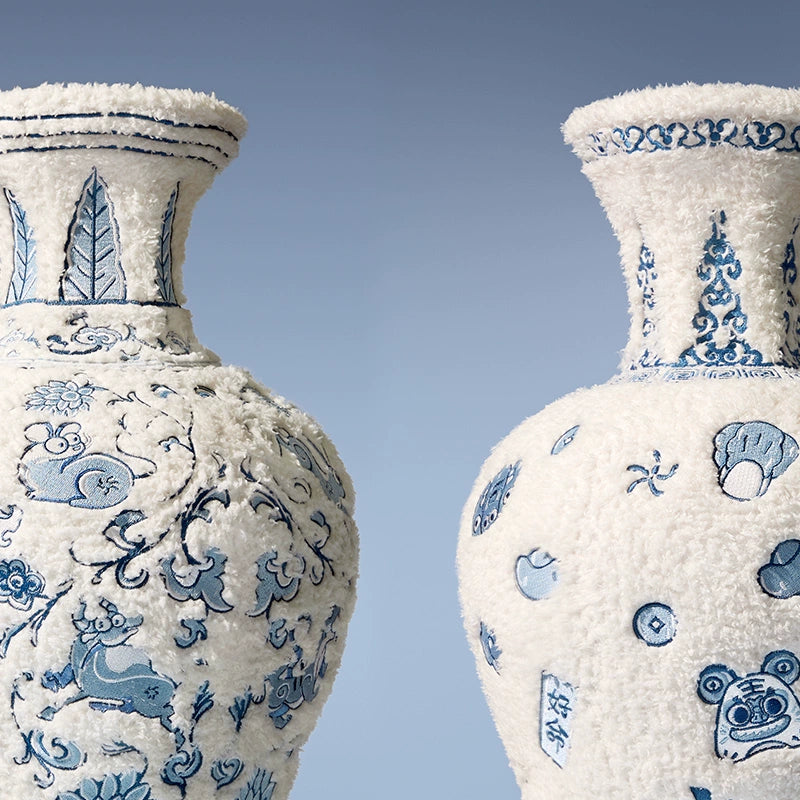 Feblilac Vase Guanyin Bottle Blue and White Zodiac Plush High-end Design Creative Decoration - view 2