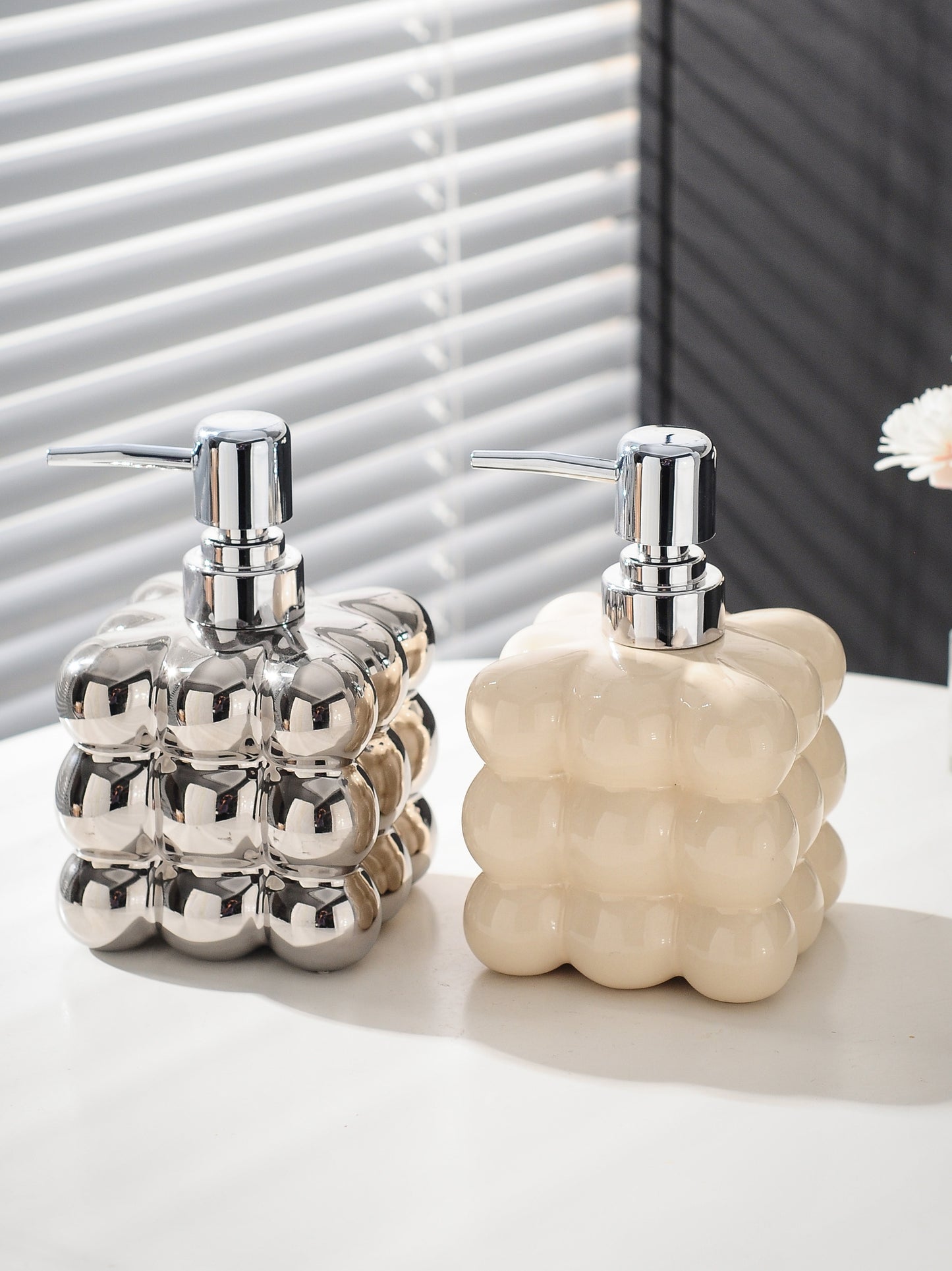 Ceramic Bubble Shape Soap Dispenser, Liquid Soap Pump Bottle