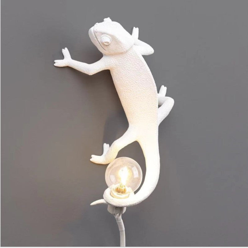 Cute Chameleon Table Light, Lamp and Wall Light - view 4