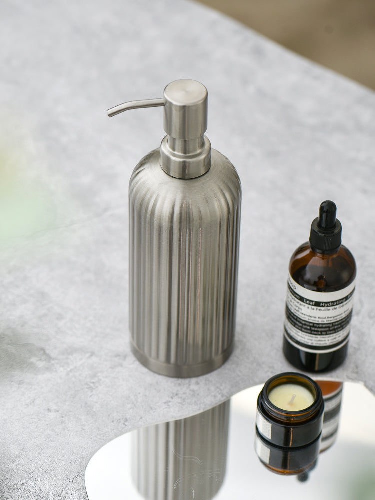 Stainless Steal Soap Dispenser, Iron Pump Bottle for Liquid Soap, Silver Bottle