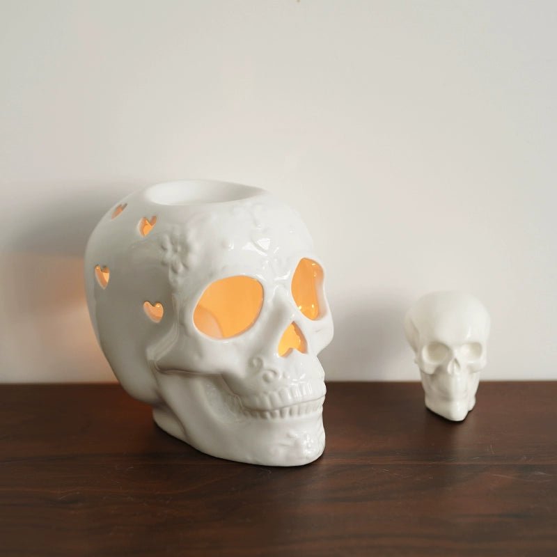 Feblilac Halloween Romantic Skull Candle Holder Relief Hollow Shape Ceramic Aromatherapy Candlestick Home Decoration