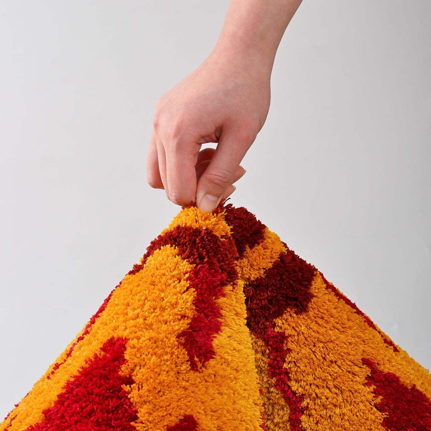 Feblilac Red and Yellow Flower Tufted Bath Mat