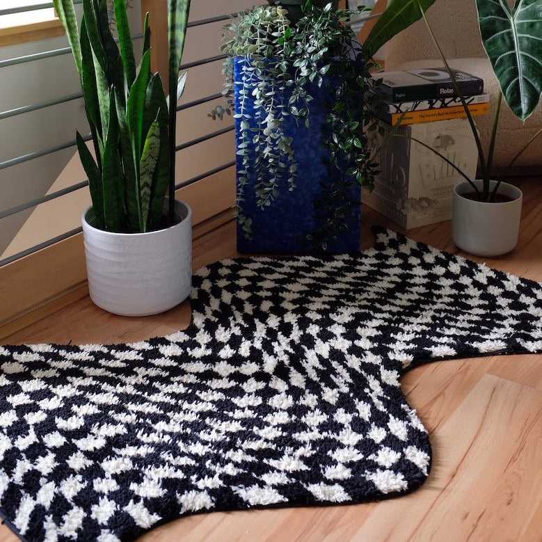 Irregular Rug for Bedroom, Checkerboard Bathroom Mat, Tufting Non-Slip Carpet, 47.2x27.5 inches - view 2