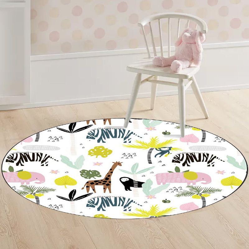 White Child's Room Rug Kids Animal Giraffe Zebra Elephant Pattern Area Rug Polyester Anti-Slip Backing Carpet Clearhalo 'Area Rug' 'Rug' 1610767