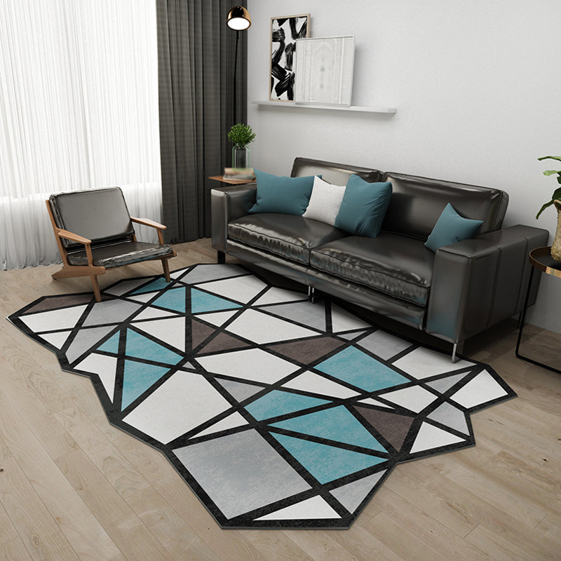 Novelty Living Room Irregular Rug in Black and White Geometric Fan Print Rug Polyester Pet Friendly Area Rug