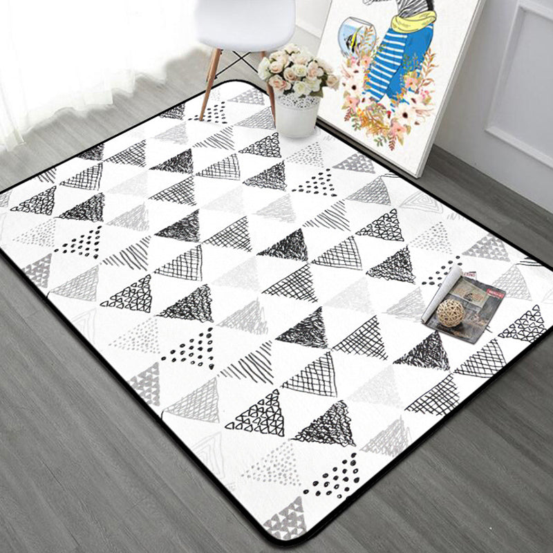 Novelty Triangle Indoor Rug Pastel Color Polyester Rug Non-Slip Backing Area Carpet for Room