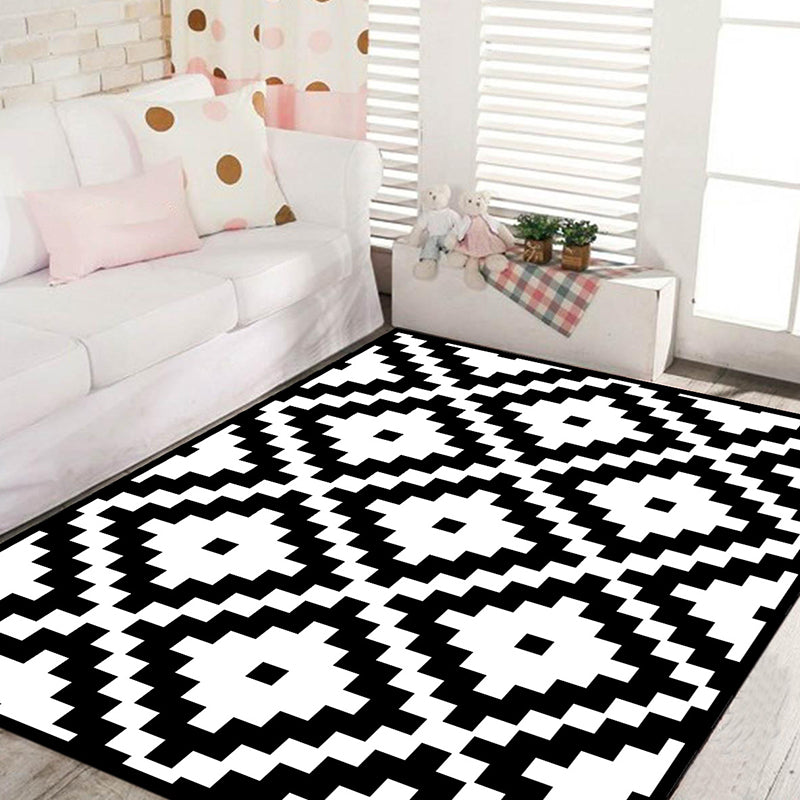 Black and White Novelty Rug Polypropylene Optical Illusions Geometrical Carpet Stain Resistant Pet Friendly Anti-Slip Rug for Home Black-White Design 8 Clearhalo 'Area Rug' 'Rug' 2183815