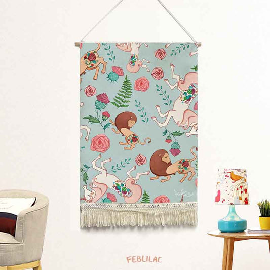 Feblilac The Lion and the Unicorn Handmade Macrame Hanging Wall Decor Art, Woven Tapestry, Wall Decoration by AmeliaRose Illustrations from UK