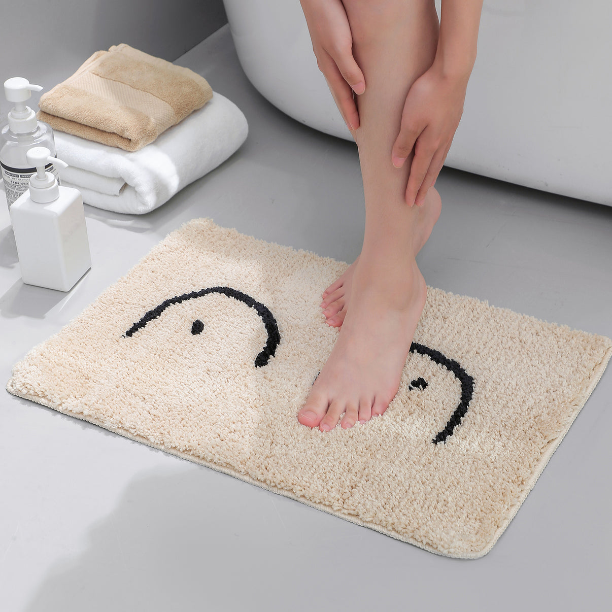 Feblilac Cute Naked Boobs Bath Mat, Fun Beige Mat for Bathroom, Anti