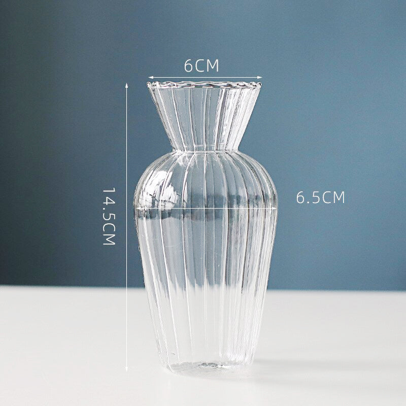 Scallop Curvy Vase