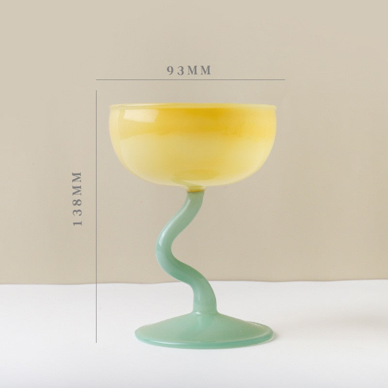 WAVY WINE GLASS