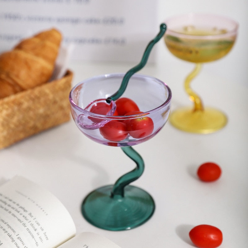 WAVY WINE GLASS