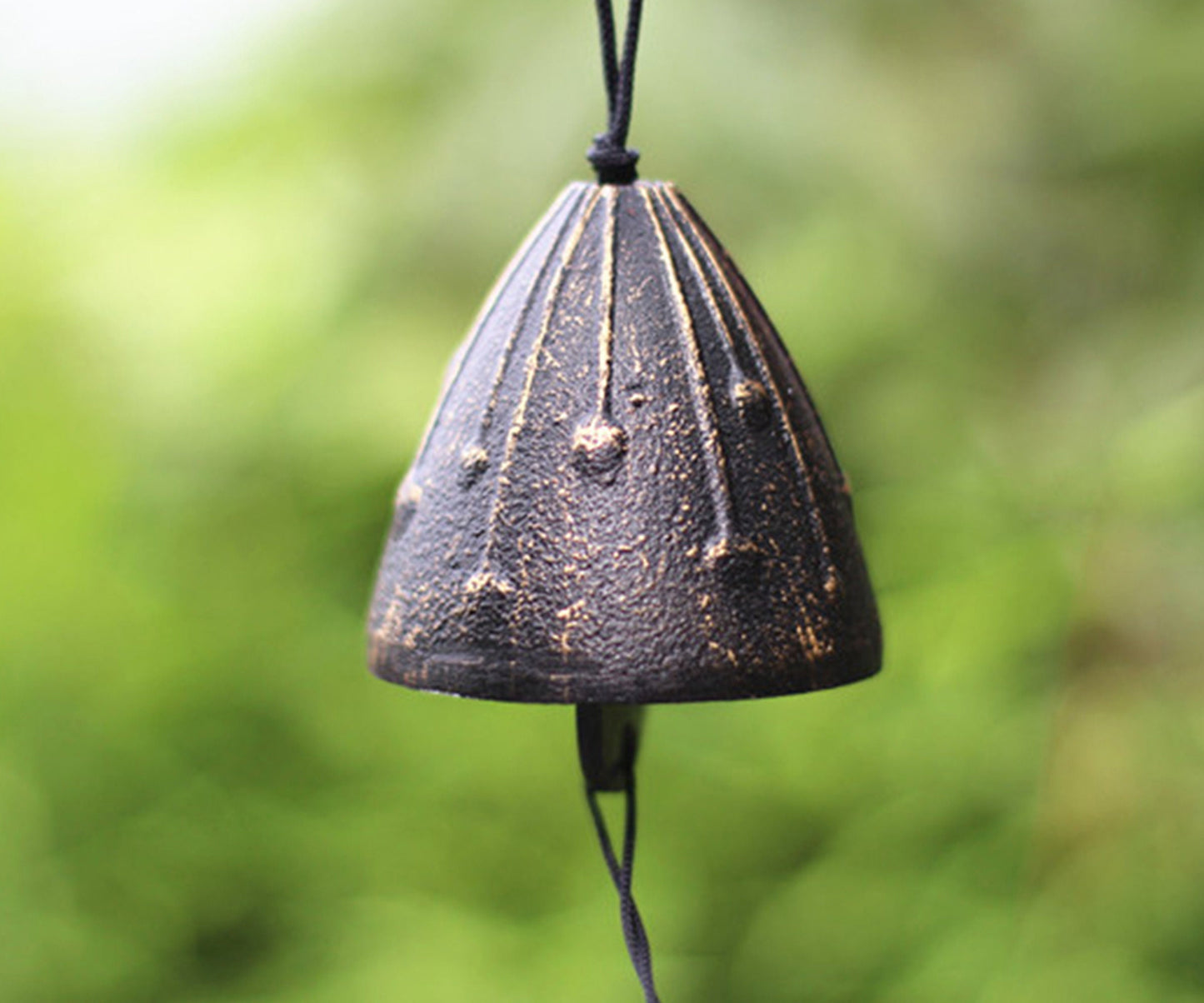 Cute Metal Flower Wind Chime, Japanese Style Iron Bell Ring Windchime