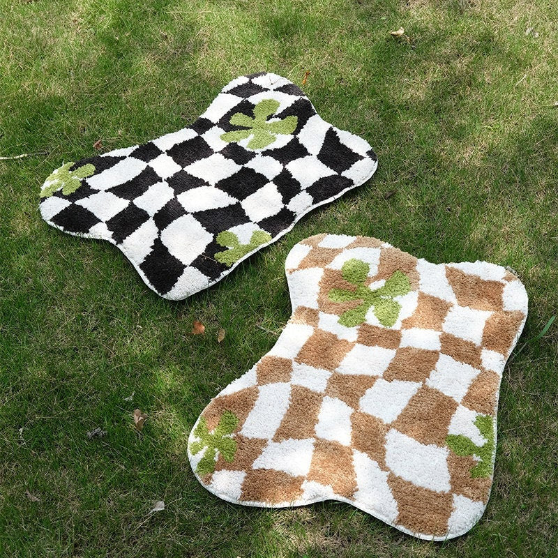 Tufted Checkered Rug, Irregular Shape Mats, Decorative, Soft, Fluffy & Non Slip.